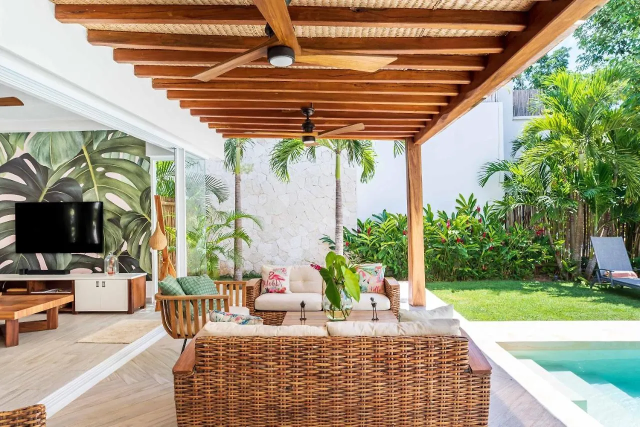 Villa Ek'Balam & Villa Flamingo, Luxury Villas, Private Pool, Private Garden, Jacuzzi, 24H Security Tulum Mexico