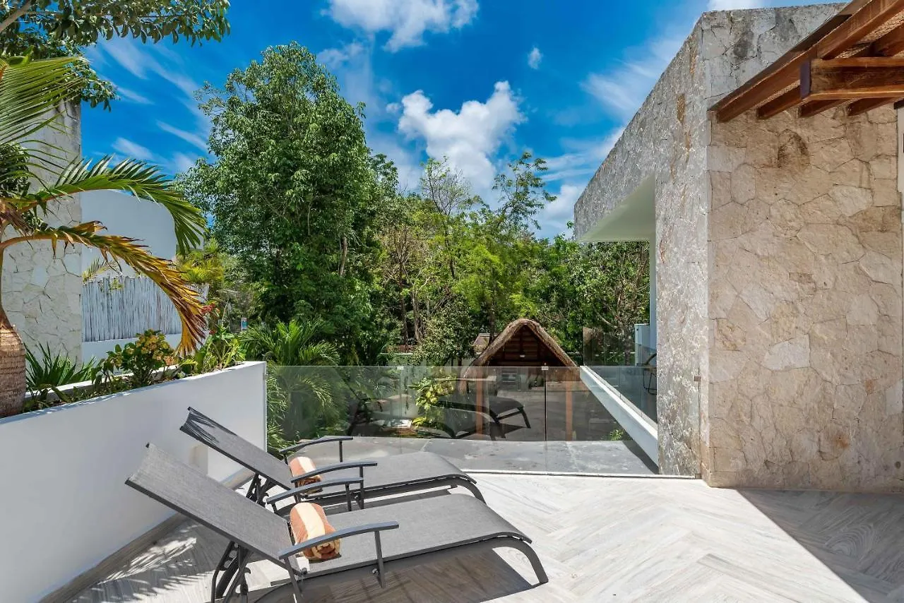 Villa Ek'Balam & Villa Flamingo, Luxury Villas, Private Pool, Private Garden, Jacuzzi, 24H Security Tulum 0*,