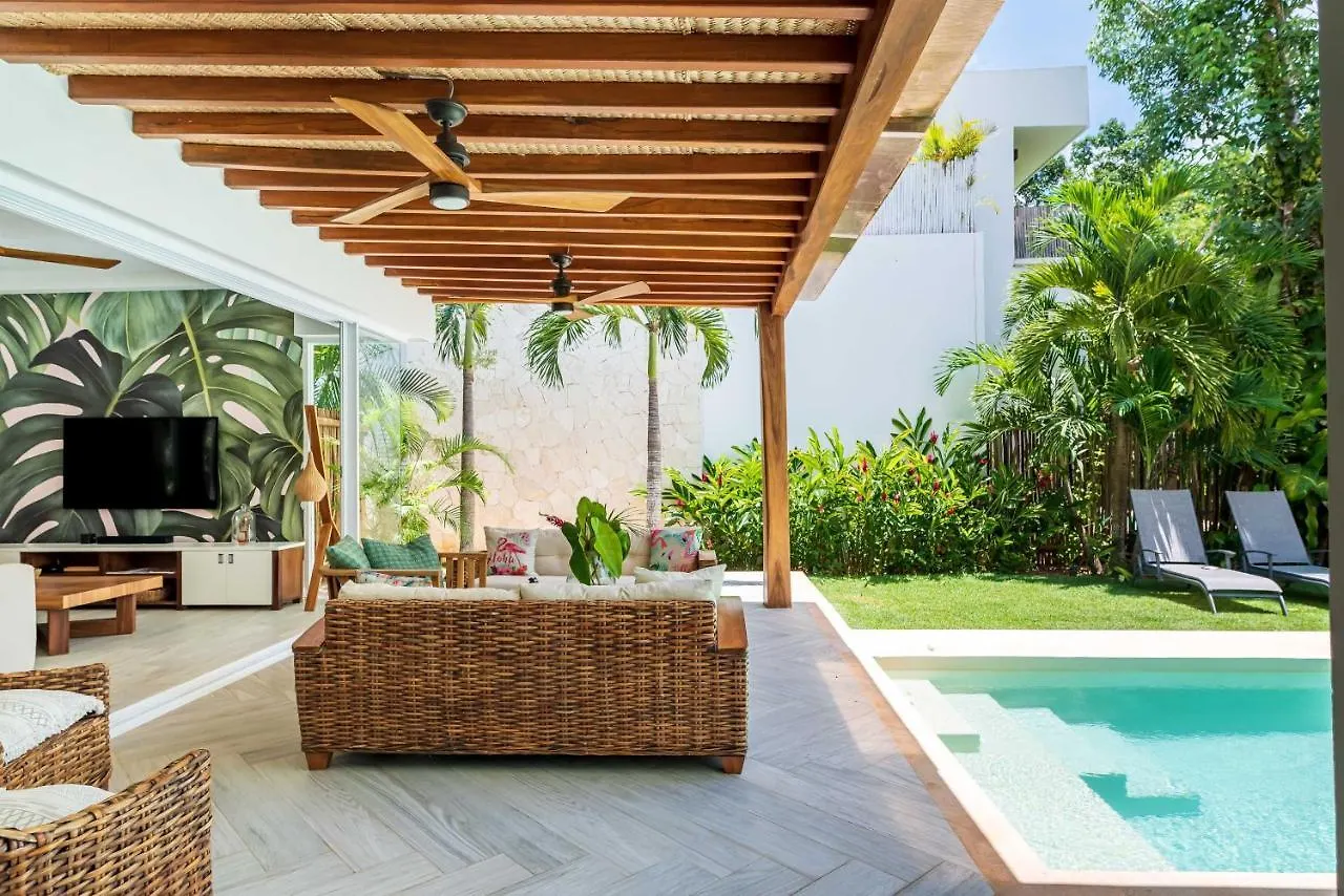 Villa Ek'Balam & Villa Flamingo, Luxury Villas, Private Pool, Private Garden, Jacuzzi, 24H Security Tulum