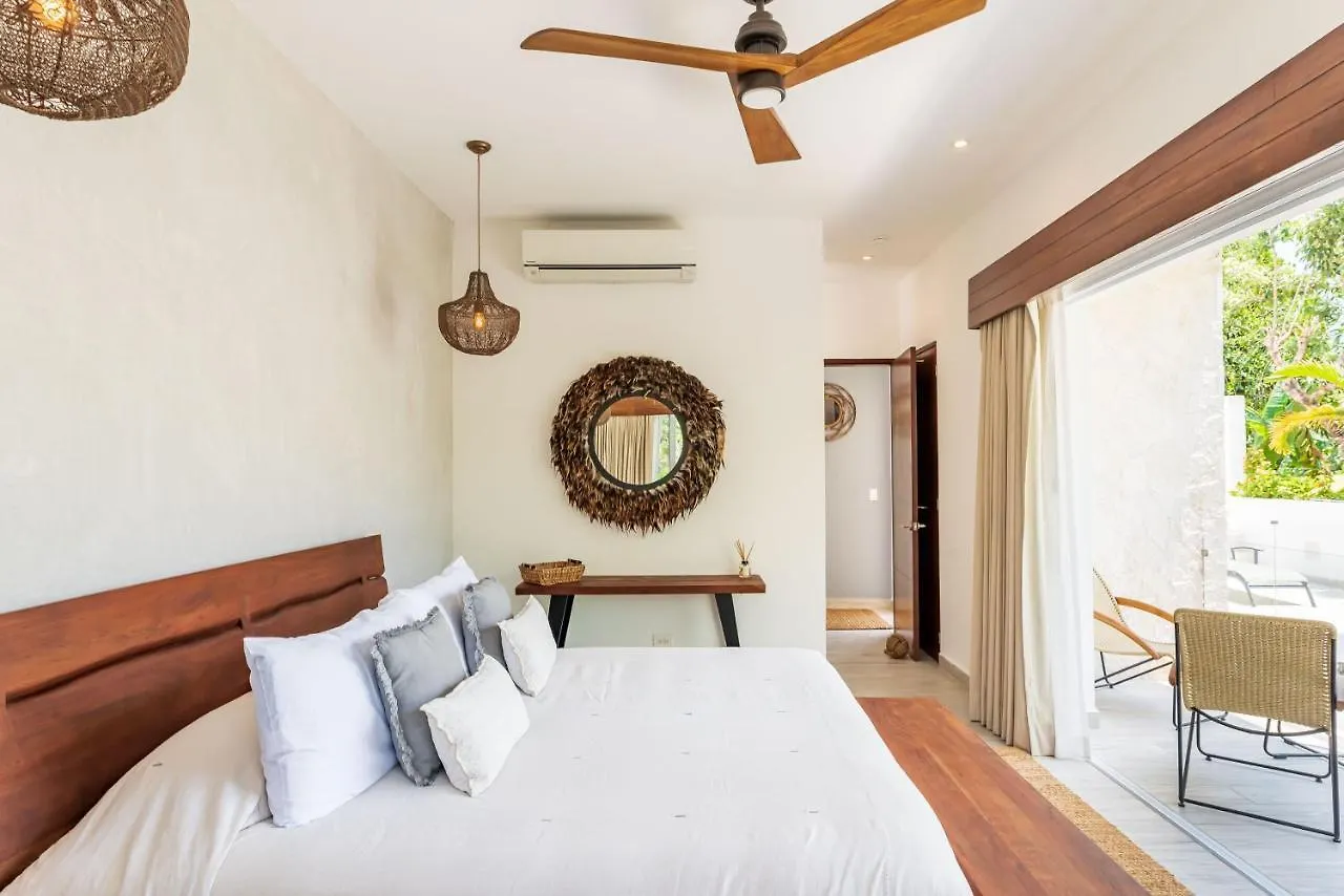 Villa Ek'Balam & Villa Flamingo, Luxury Villas, Private Pool, Private Garden, Jacuzzi, 24H Security Tulum