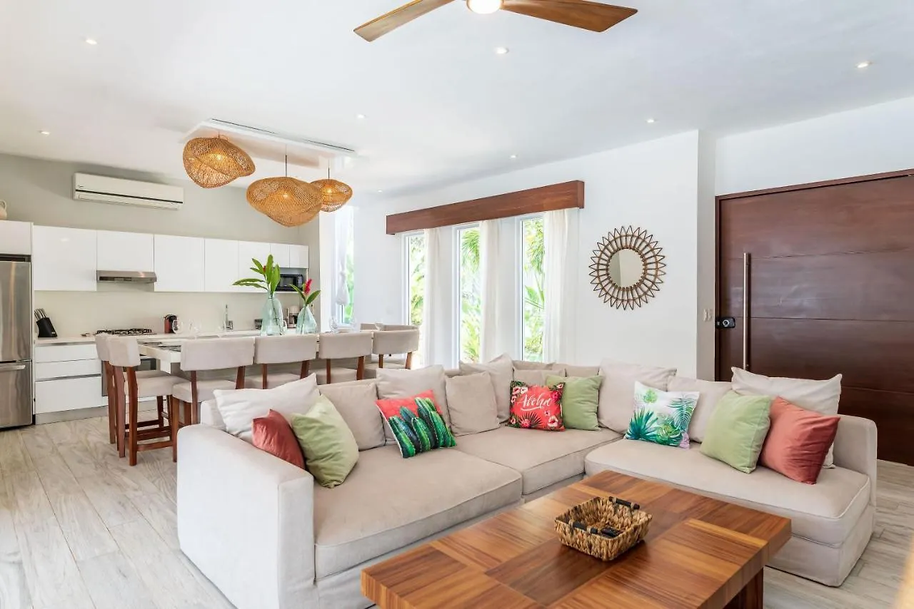 Villa Ek'Balam & Villa Flamingo, Luxury Villas, Private Pool, Private Garden, Jacuzzi, 24H Security Tulum