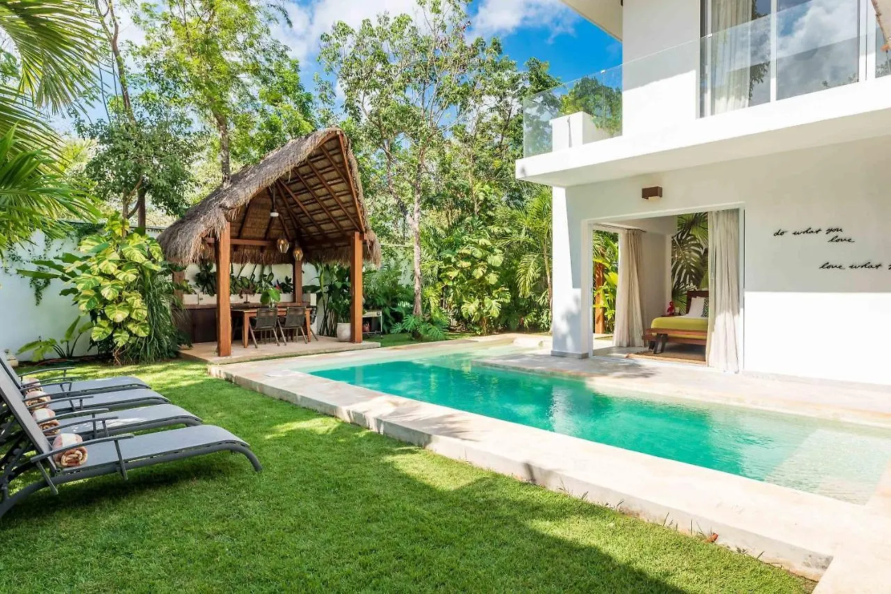 Villa Ek'Balam & Villa Flamingo, Luxury Villas, Private Pool, Private Garden, Jacuzzi, 24H Security Tulum 0*,  Mexico