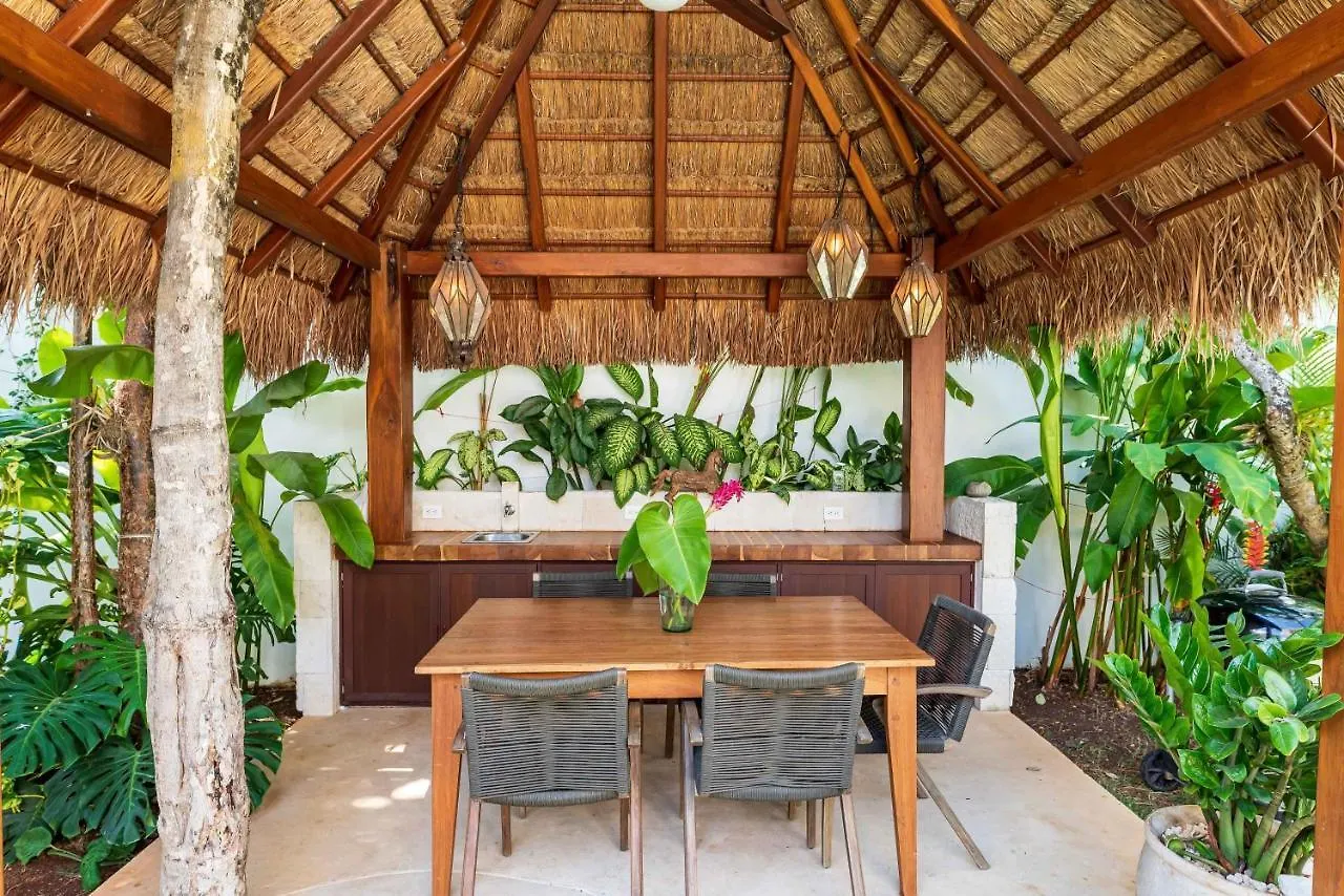 Villa Ek'Balam & Villa Flamingo, Luxury Villas, Private Pool, Private Garden, Jacuzzi, 24H Security Tulum Mexico