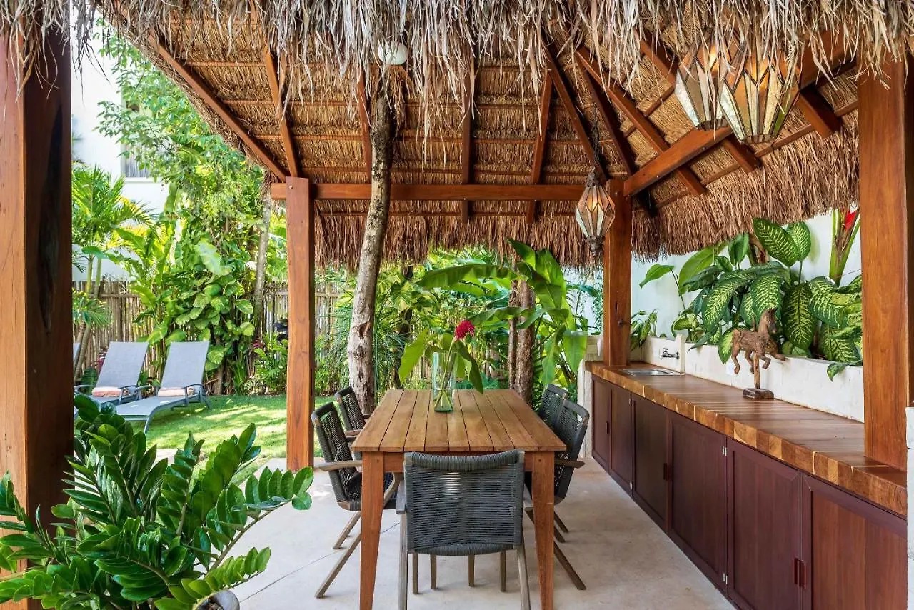 Villa Ek'Balam & Villa Flamingo, Luxury Villas, Private Pool, Private Garden, Jacuzzi, 24H Security Tulum