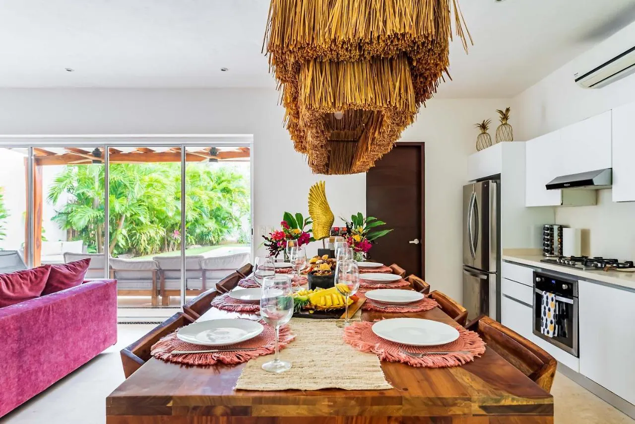 Villa Ek'Balam & Villa Flamingo, Luxury Villas, Private Pool, Private Garden, Jacuzzi, 24H Security Tulum