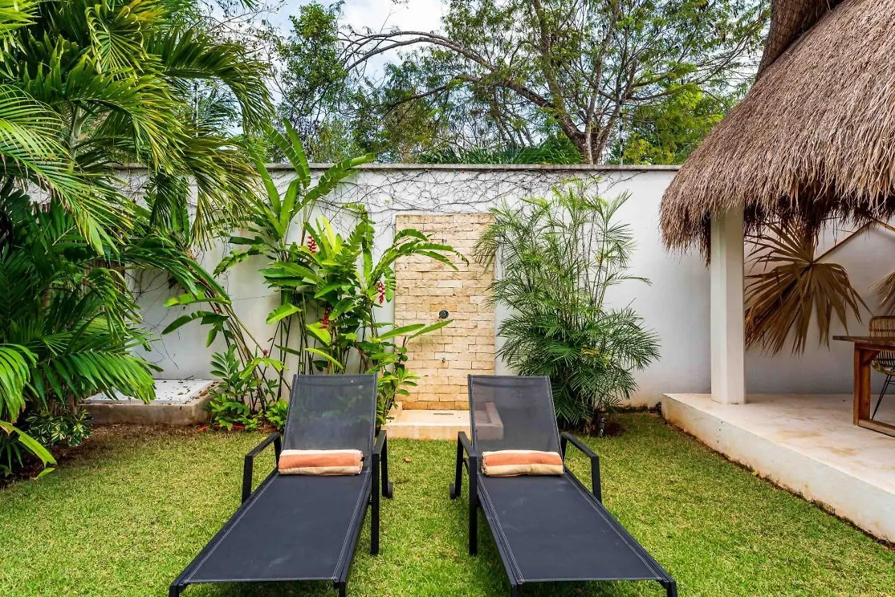 Villa Ek'Balam & Villa Flamingo, Luxury Villas, Private Pool, Private Garden, Jacuzzi, 24H Security Tulum Mexico