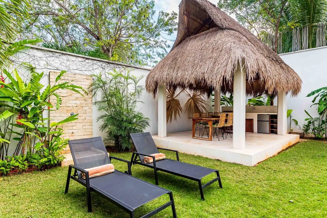 Villa Ek'Balam & Villa Flamingo, Luxury Villas, Private Pool, Private Garden, Jacuzzi, 24H Security Tulum