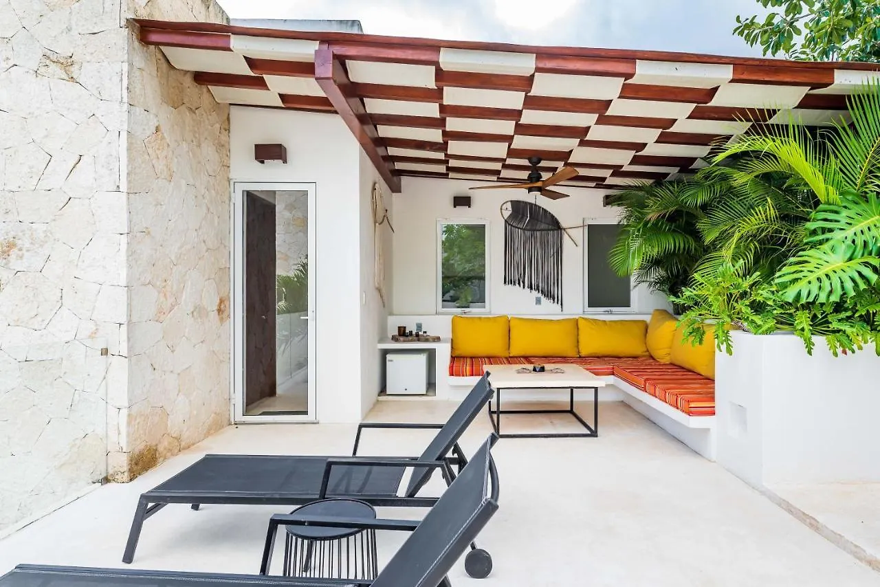 Villa Ek'Balam & Villa Flamingo, Luxury Villas, Private Pool, Private Garden, Jacuzzi, 24H Security Tulum 0*,
