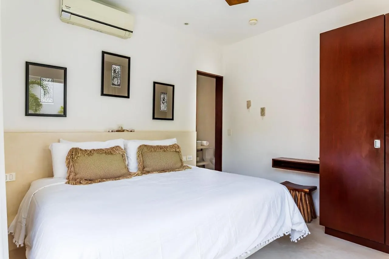 Villa Ek'Balam & Villa Flamingo, Luxury Villas, Private Pool, Private Garden, Jacuzzi, 24H Security Tulum