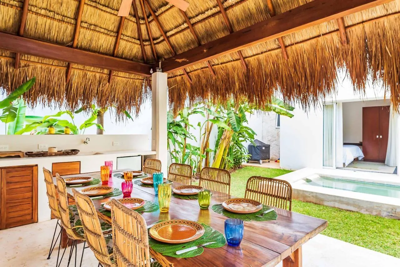 Villa Ek'Balam & Villa Flamingo, Luxury Villas, Private Pool, Private Garden, Jacuzzi, 24H Security Tulum Mexico