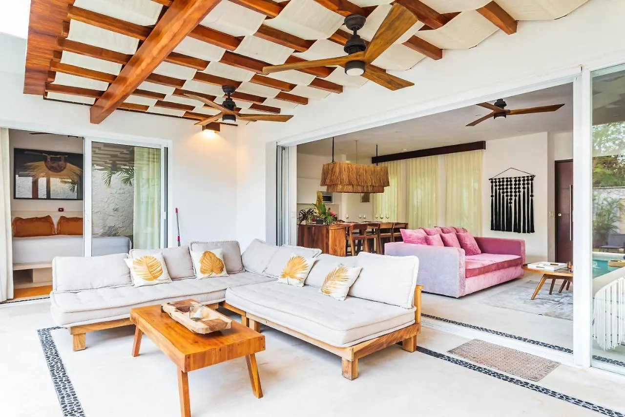 Villa Ek'Balam & Villa Flamingo, Luxury Villas, Private Pool, Private Garden, Jacuzzi, 24H Security Tulum Mexico