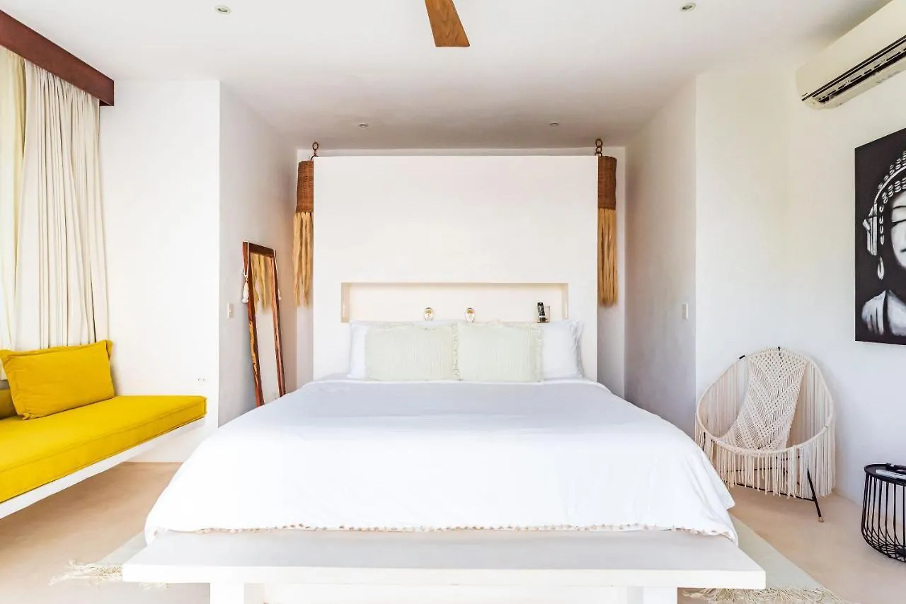 Villa Ek'Balam & Villa Flamingo, Luxury Villas, Private Pool, Private Garden, Jacuzzi, 24H Security Tulum 0*,