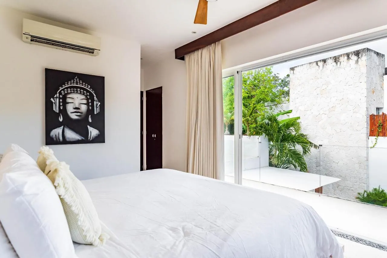 Villa Ek'Balam & Villa Flamingo, Luxury Villas, Private Pool, Private Garden, Jacuzzi, 24H Security Tulum
