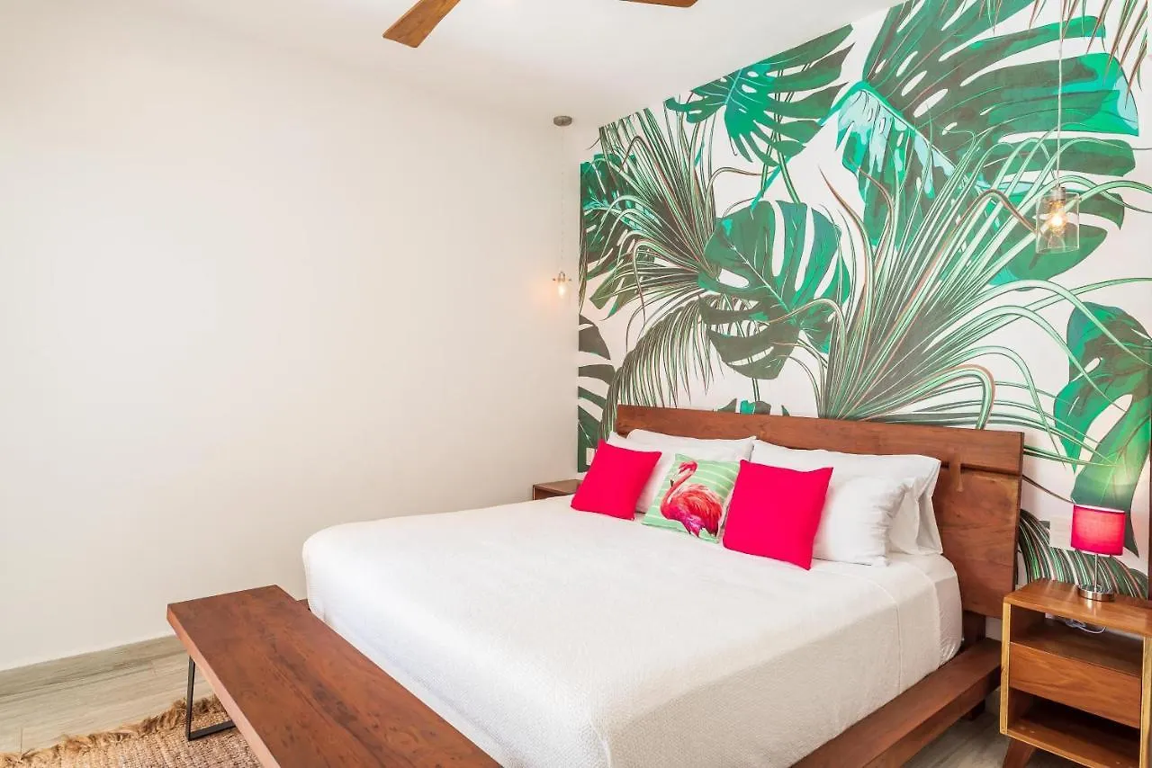 Villa Ek'Balam & Villa Flamingo, Luxury Villas, Private Pool, Private Garden, Jacuzzi, 24H Security Tulum Mexico