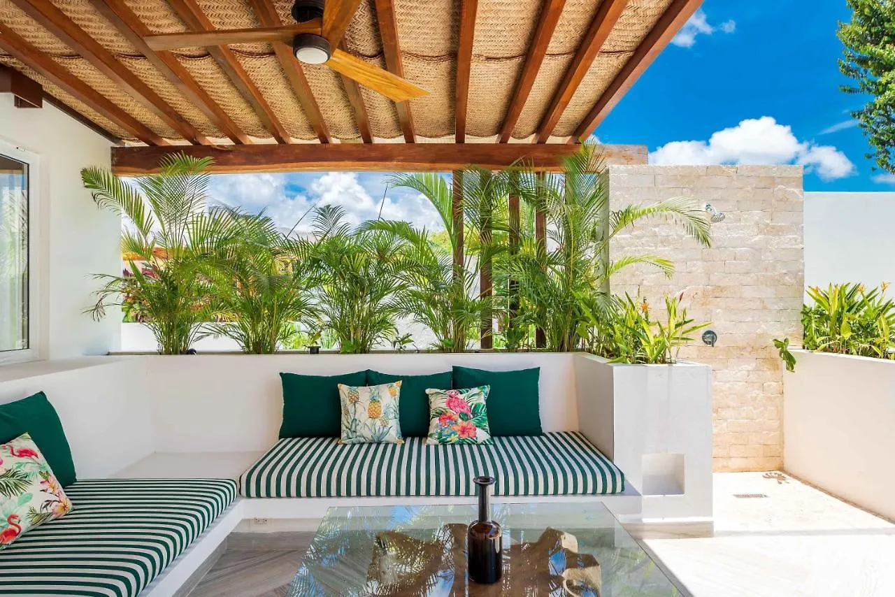 Villa Ek'Balam & Villa Flamingo, Luxury Villas, Private Pool, Private Garden, Jacuzzi, 24H Security Tulum Mexico
