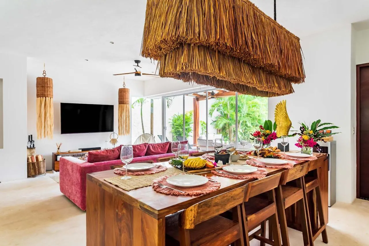 Villa Ek'Balam & Villa Flamingo, Luxury Villas, Private Pool, Private Garden, Jacuzzi, 24H Security Tulum Mexico